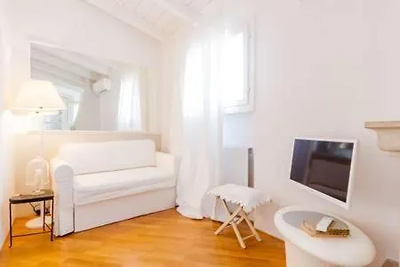 Διαμέρισμα Di Punto In Bianco Home Βερόνα