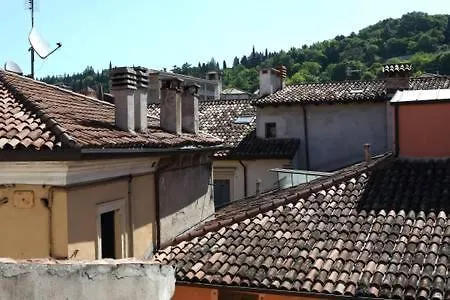 Di Punto In Bianco Home Βερόνα Ιταλία